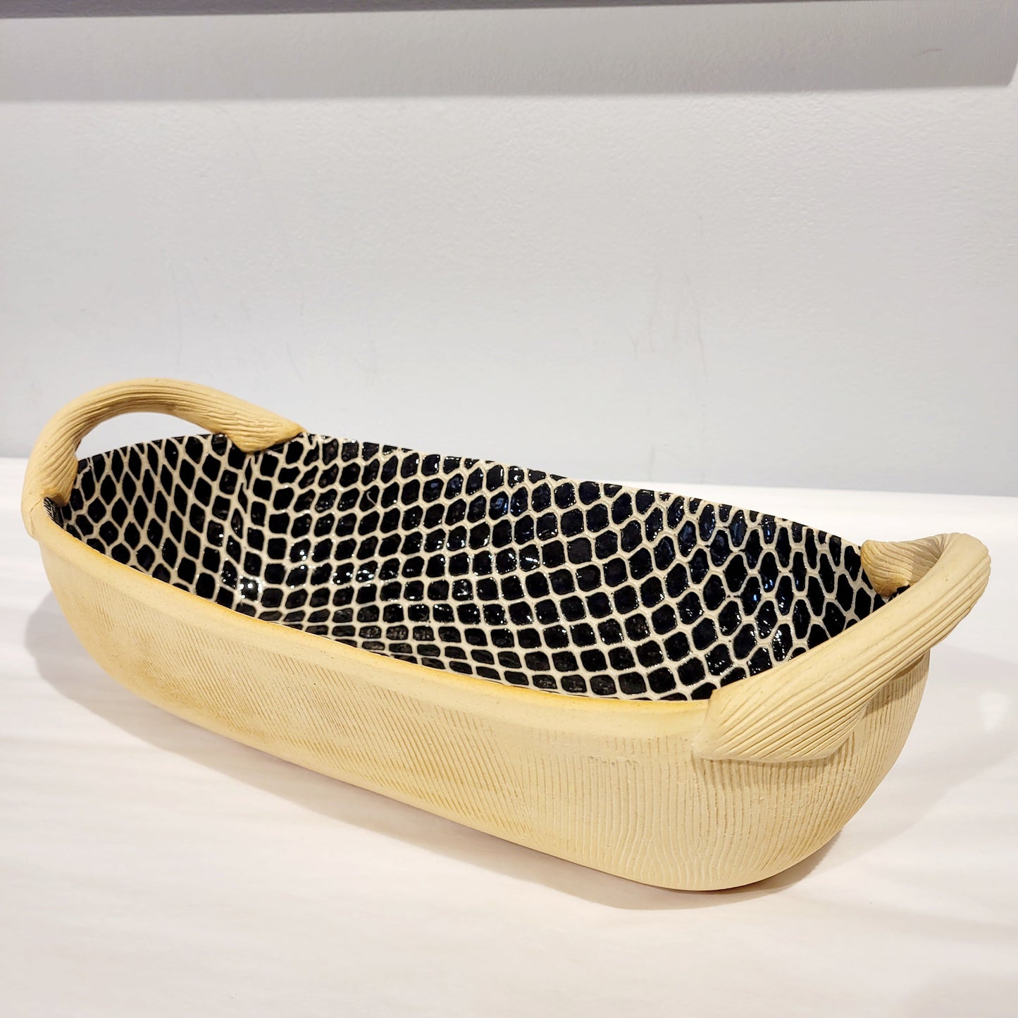 Terrafirma Ceramics - Black Taj Bread Basket with Handles