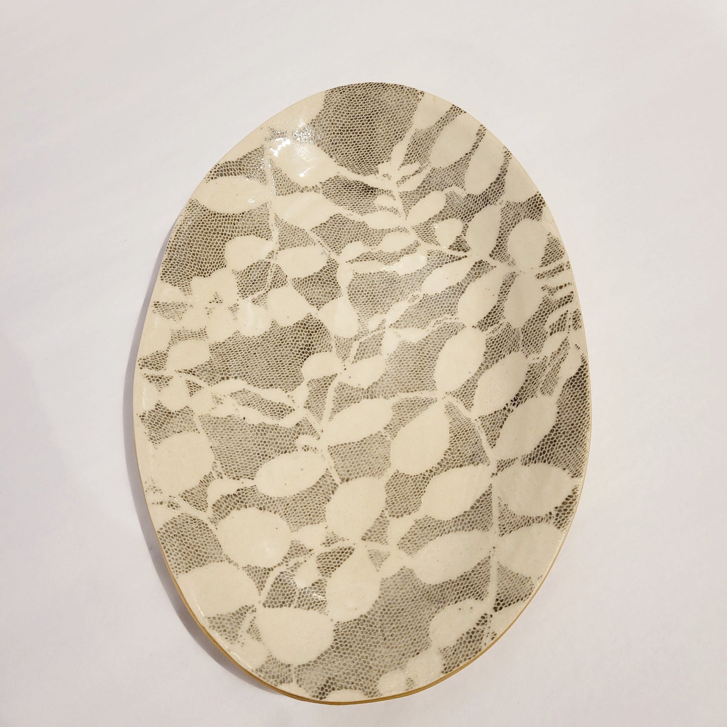 Terrafirma Ceramics- Petite Oval Aspen Charcoal