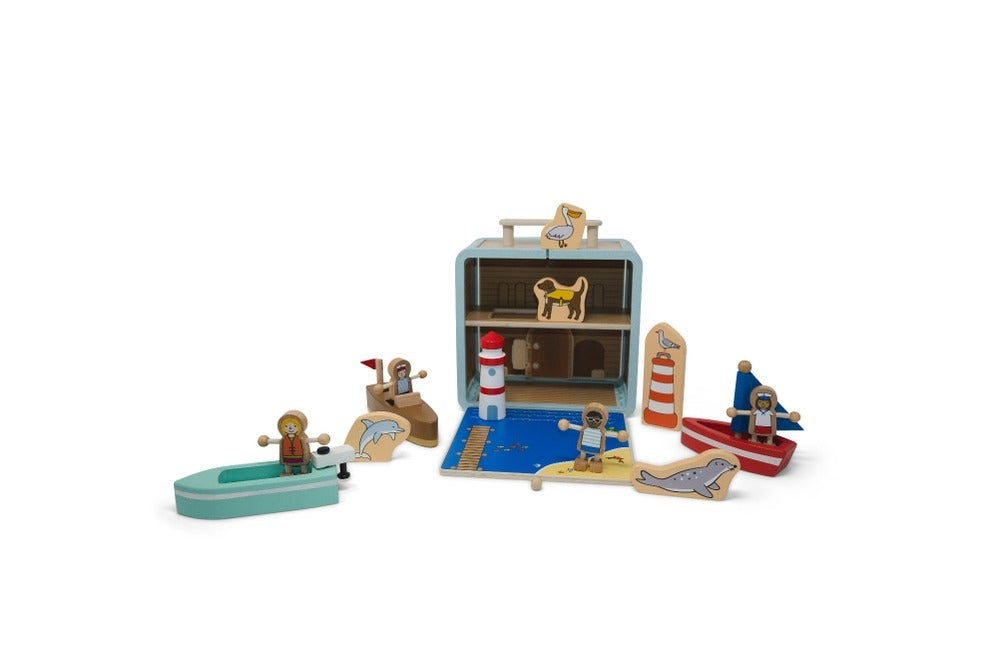 Yacht Club: Suitcase Series
