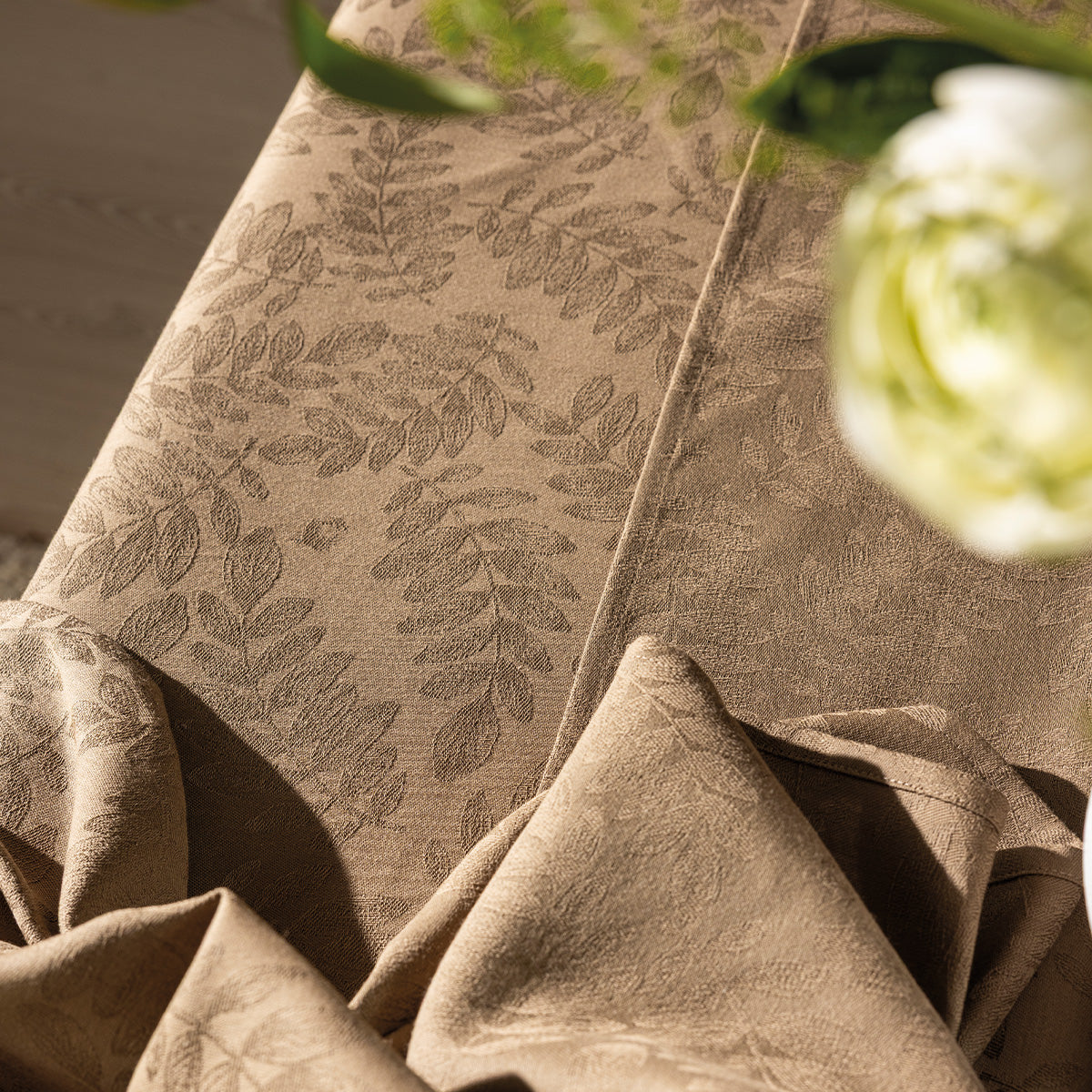 NEW! Vegetal Mood Avocat Coated Tablecloth