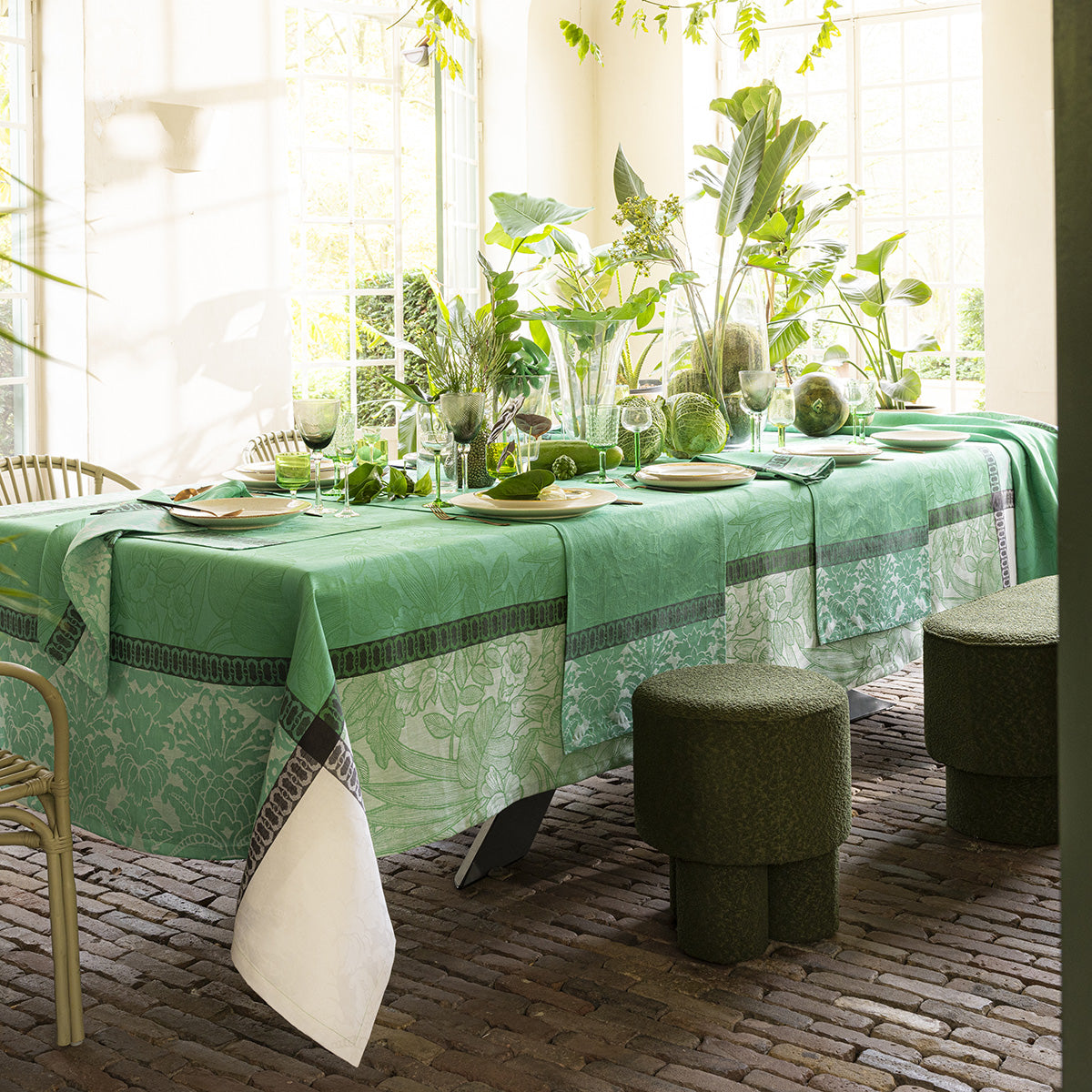 NEW! Escapade Tropical Green Linen