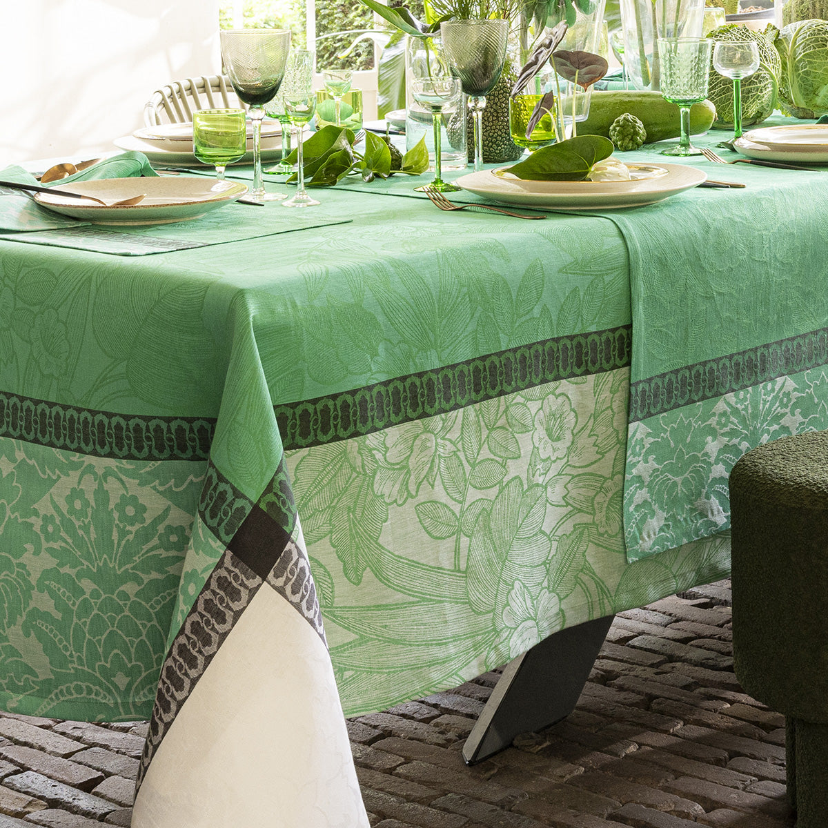 NEW! Escapade Tropical Green Linen