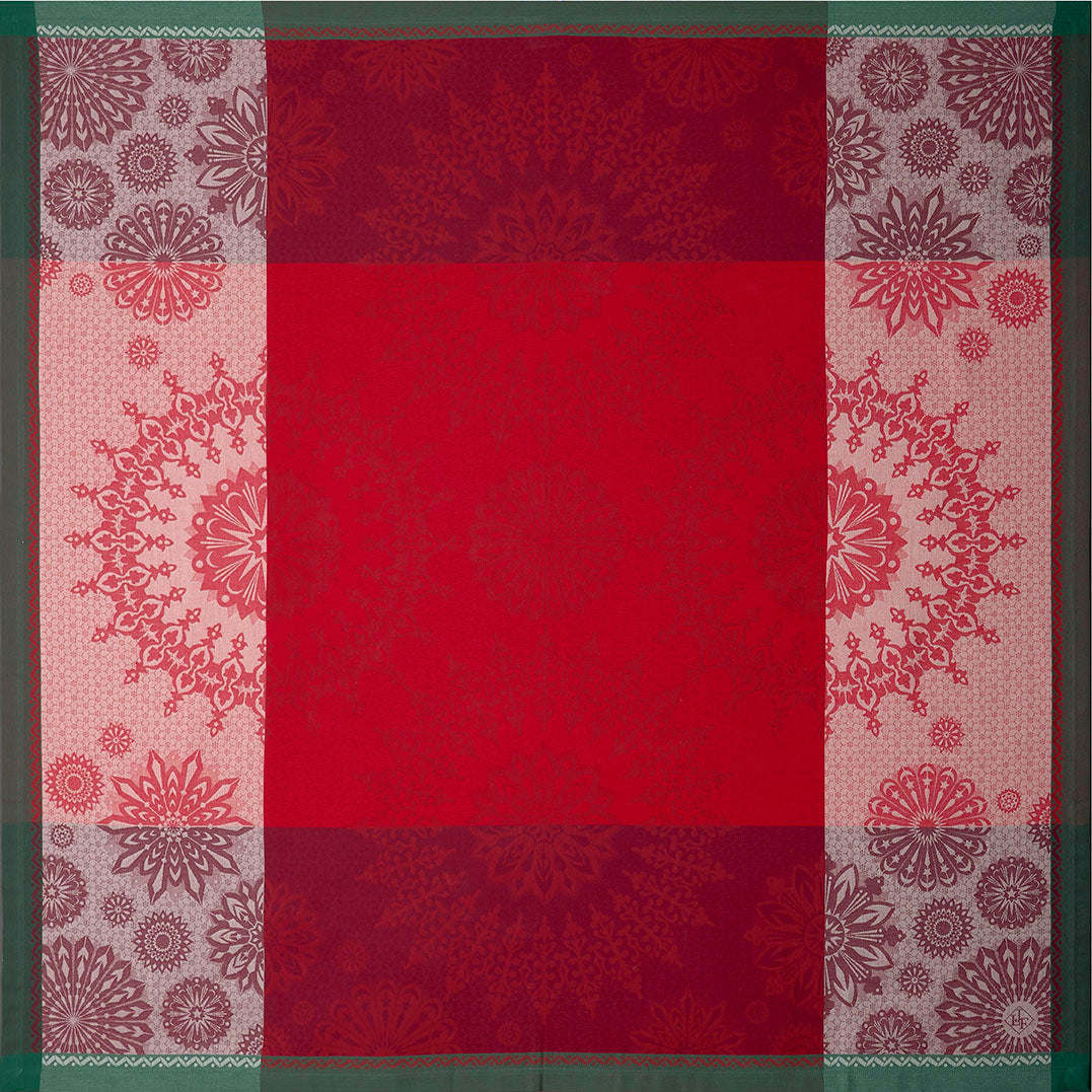 Holiday 2023 Lumieres d'Etoiles Red