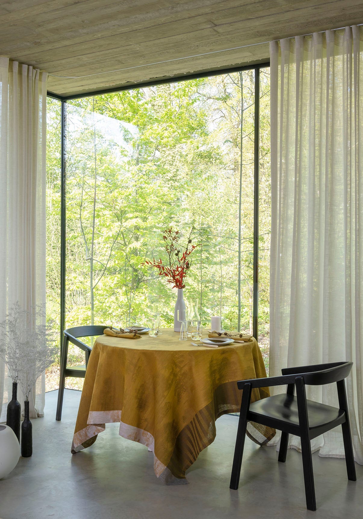 Souveraine Gold Linen