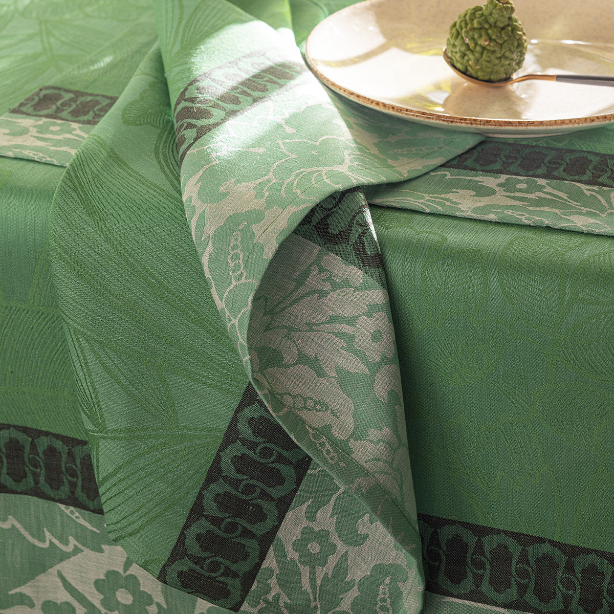 NEW! Escapade Tropical Green Linen