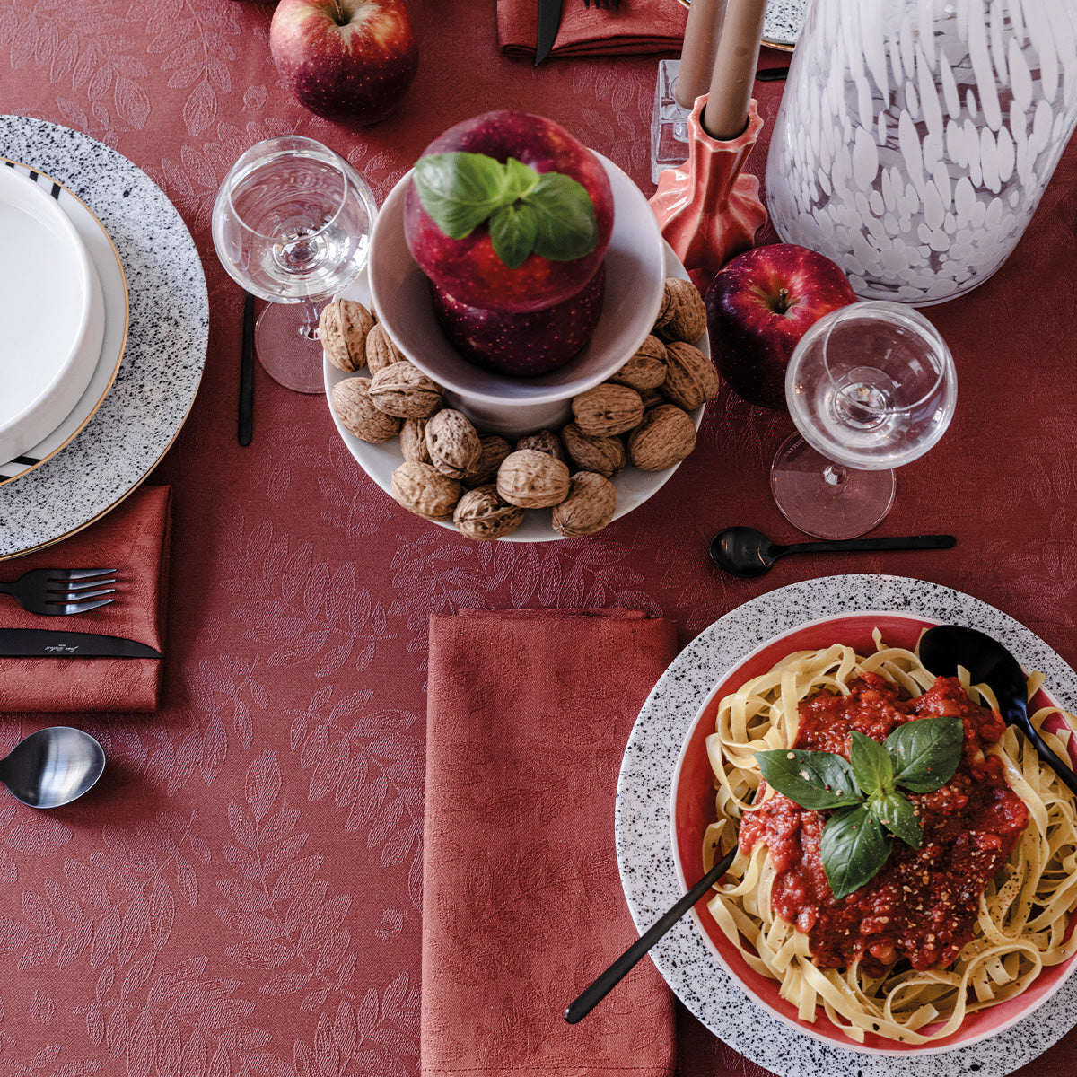 NEW! Vegetal Mood Brick Red Coated Tablecloth