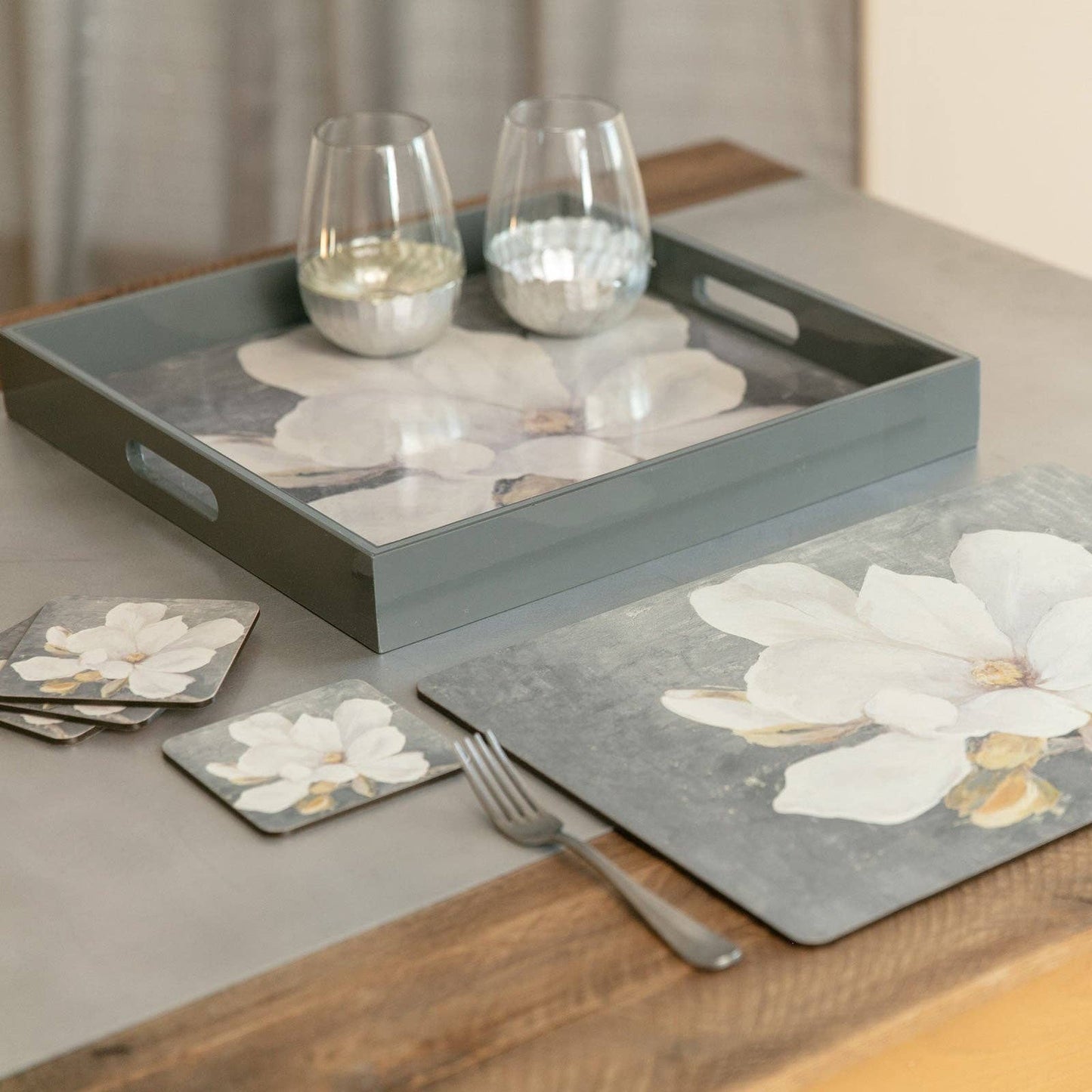 Magnolia Tray