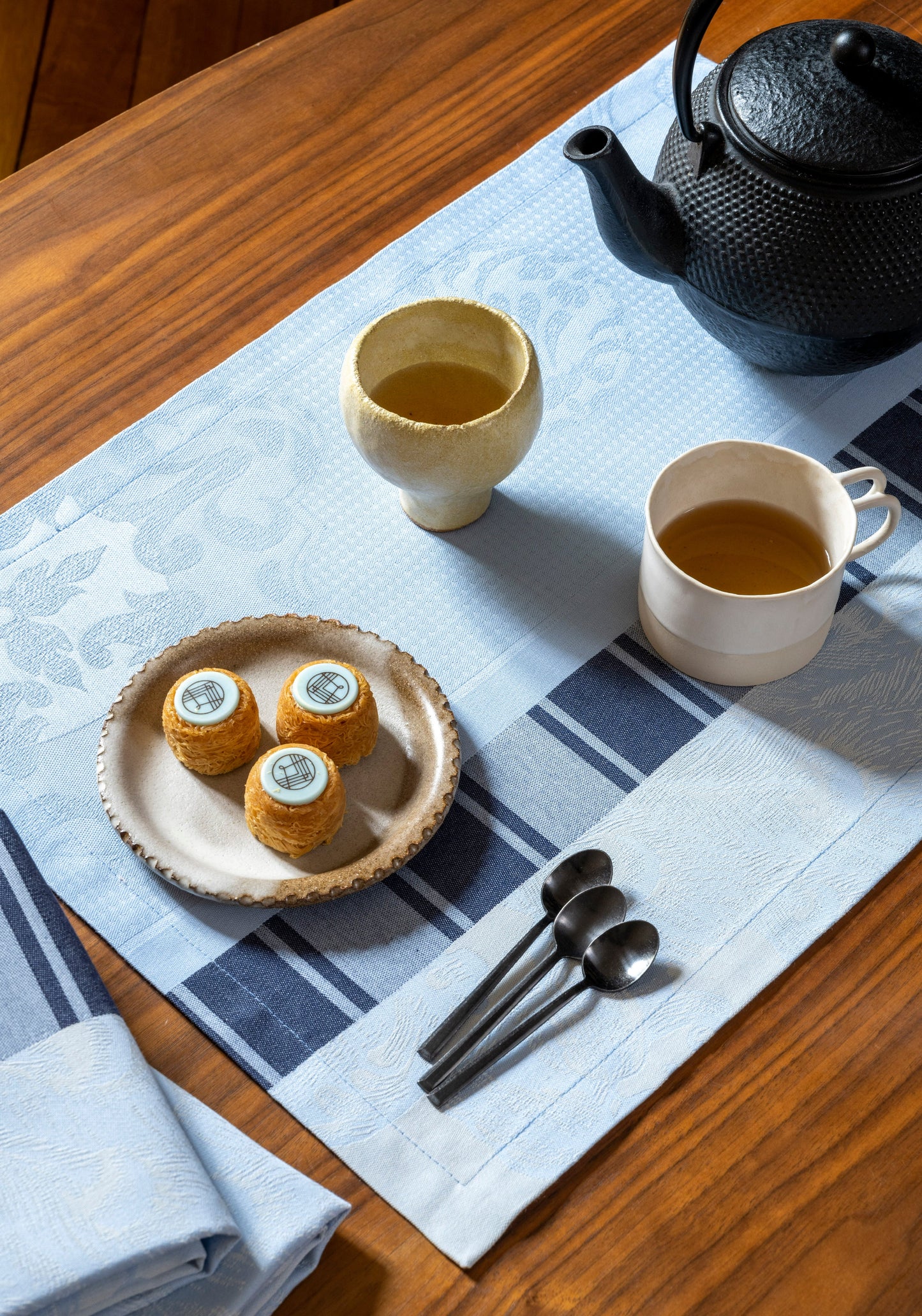 A La Francaise Blue Cotton Collection