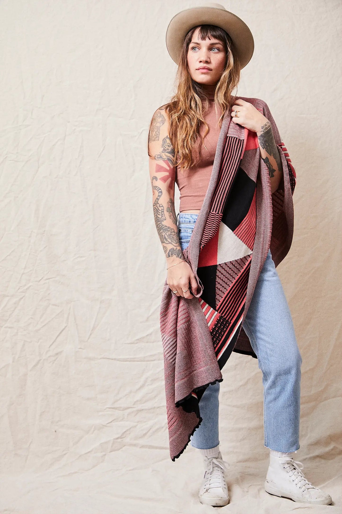 Liamolly Bauhaus Coral Wrap