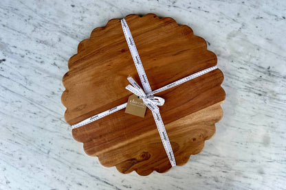 Scalloped Cutting Board and Charger, 15in Round