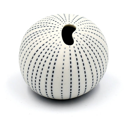 PEBBLE MINI S-Handcrafted Porcelain Bud Vase