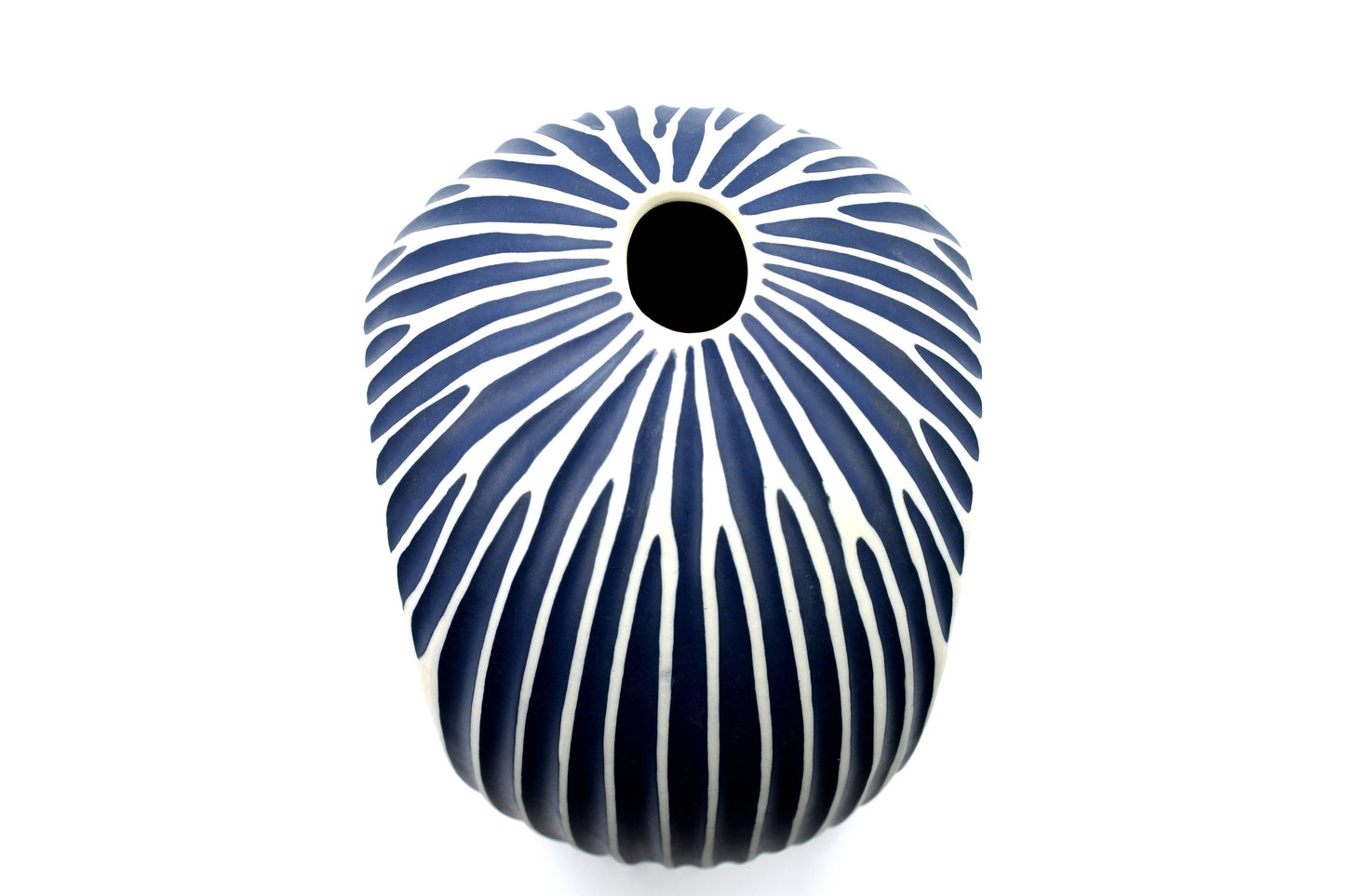 Artura Large - Handcrafted Porcelain Vase