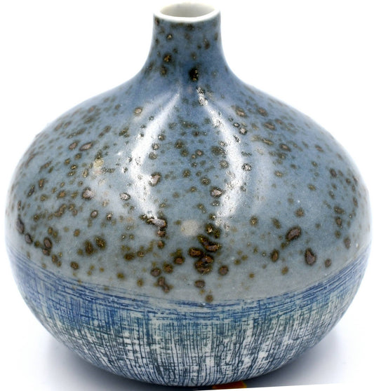 CONGO L-Handcrafted Porcelain Bud Vase