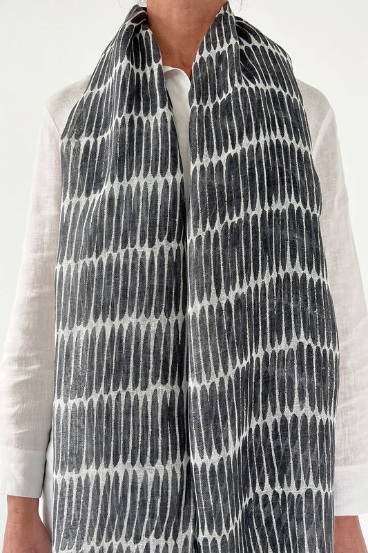 Linen Scarf: Basket Coal