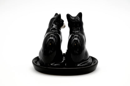 SALT AND PEPPER SHAKER Tuxedo cat