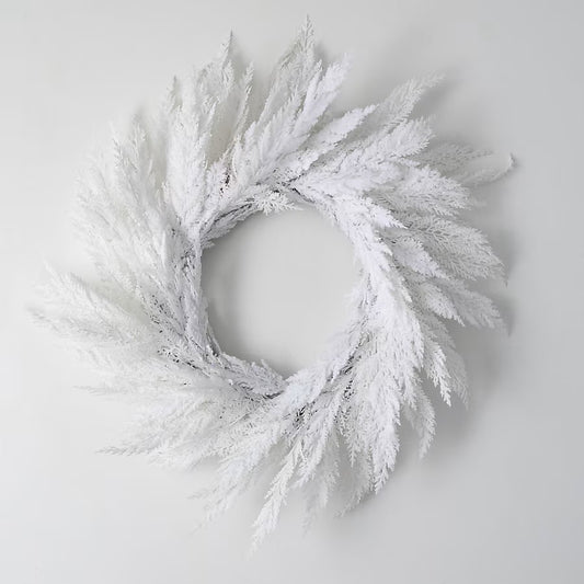 Indoor/Outdoor White Pine Artificial Christmas Wreath