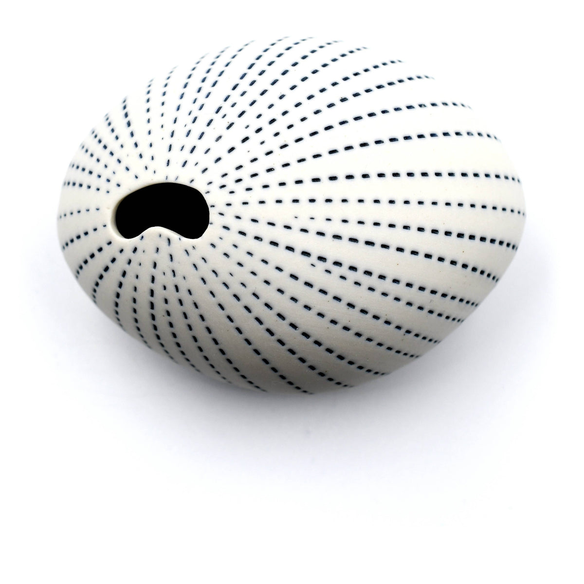 PEBBLE MINI S-Handcrafted Porcelain Bud Vase