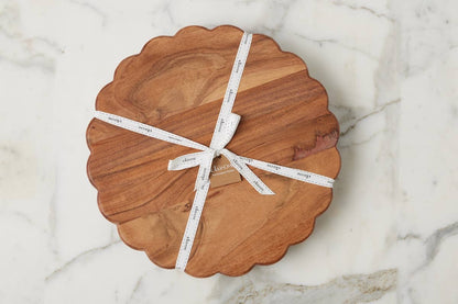 Scalloped Footed Serving & Cutting Board, 15in