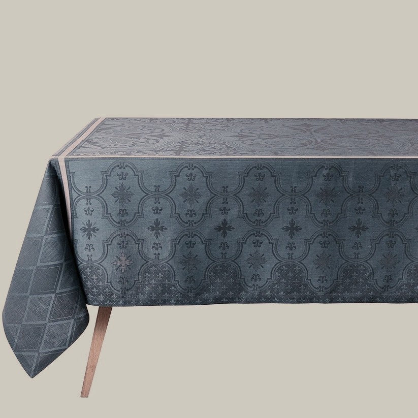 Armoiries Ceruleen Blue LINEN Tablecloth, 69" x 126"