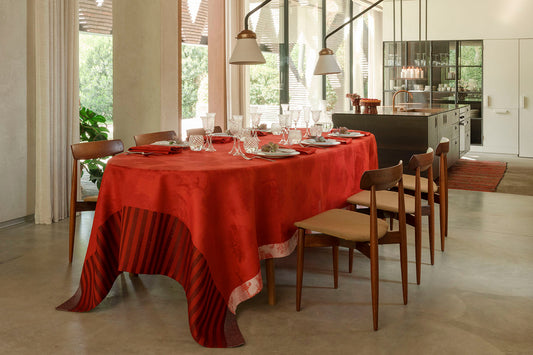 Souveraine Red Linen