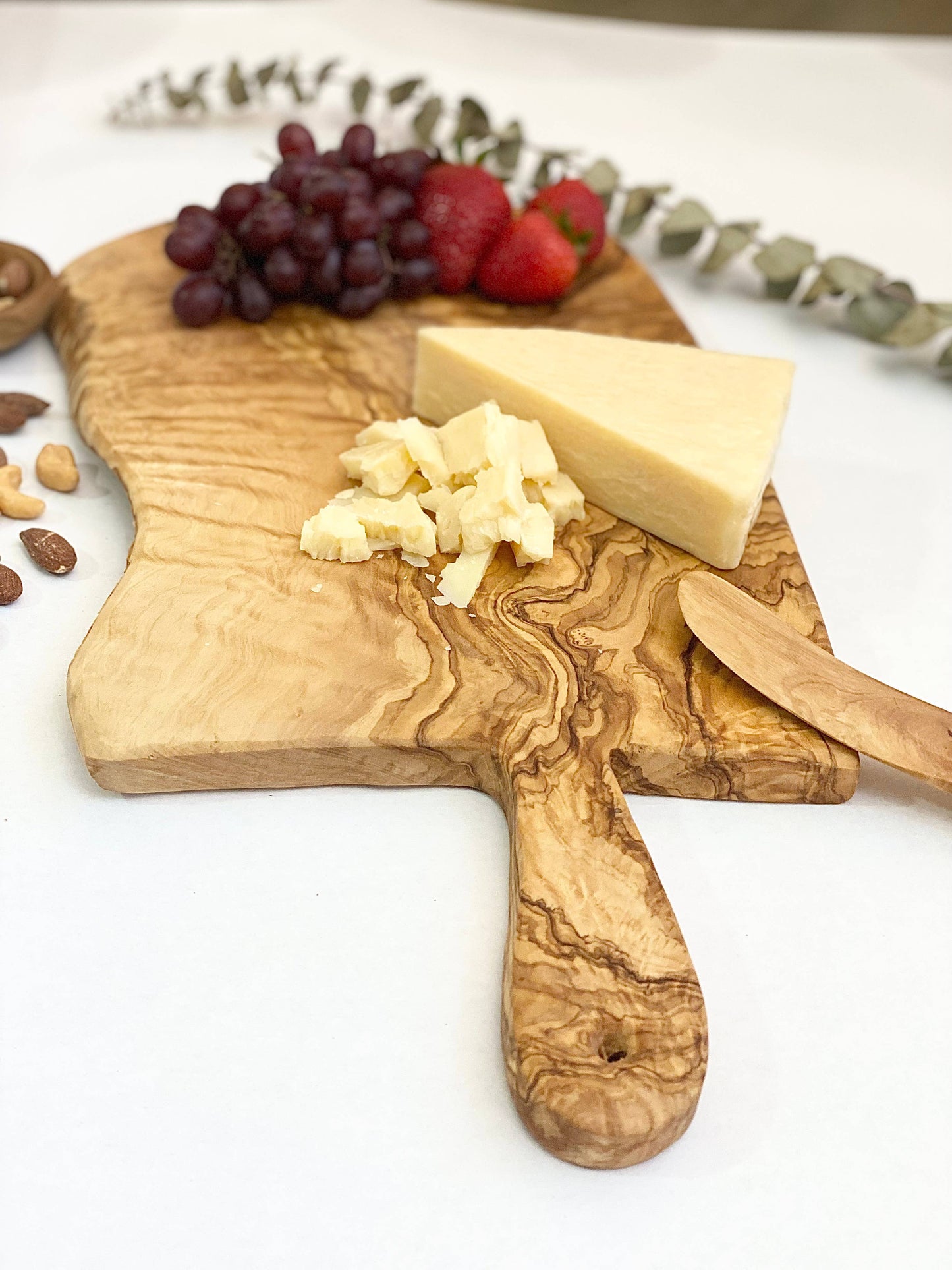 Olivewood Rustic Platter