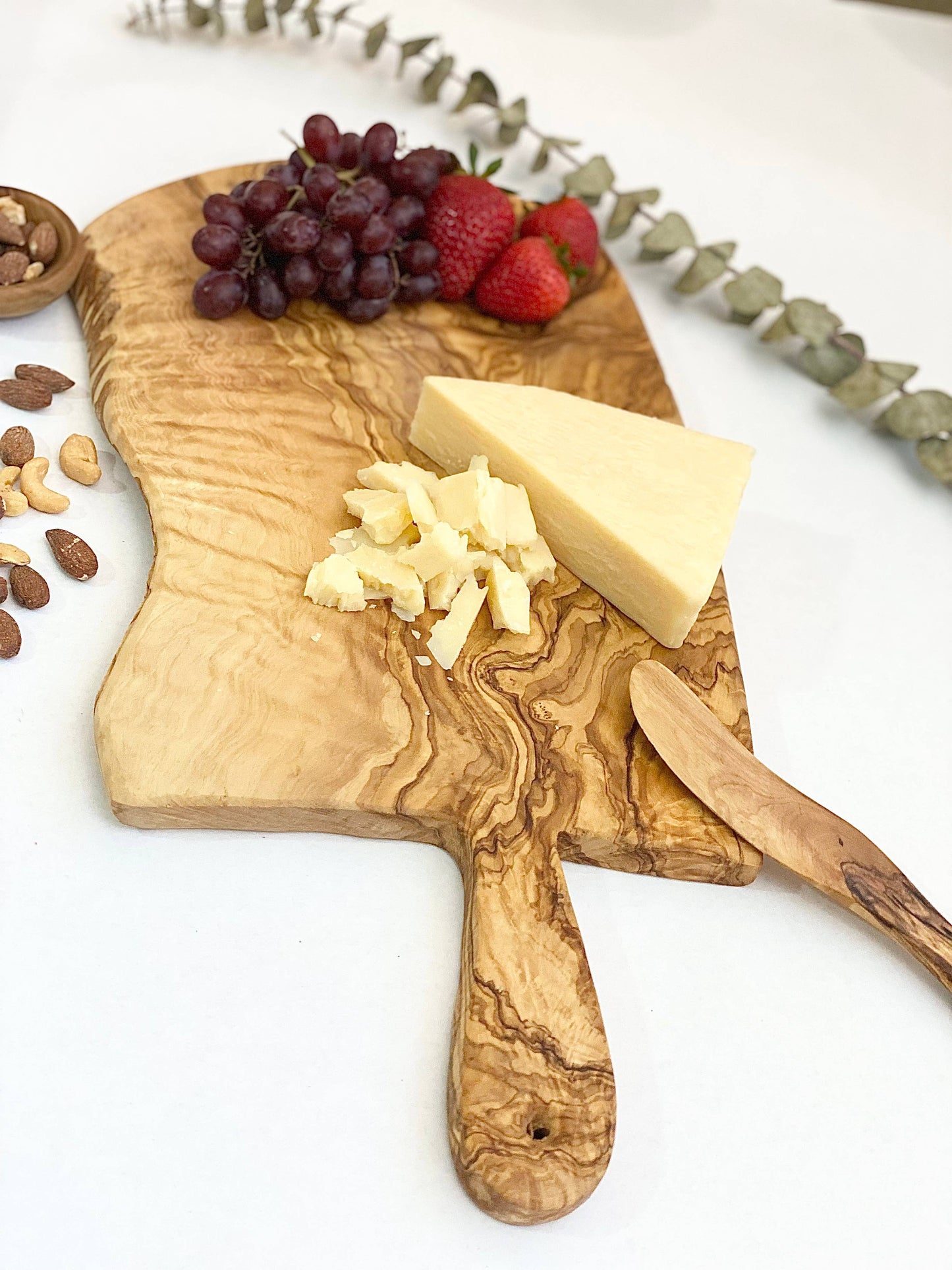 Olivewood Rustic Platter