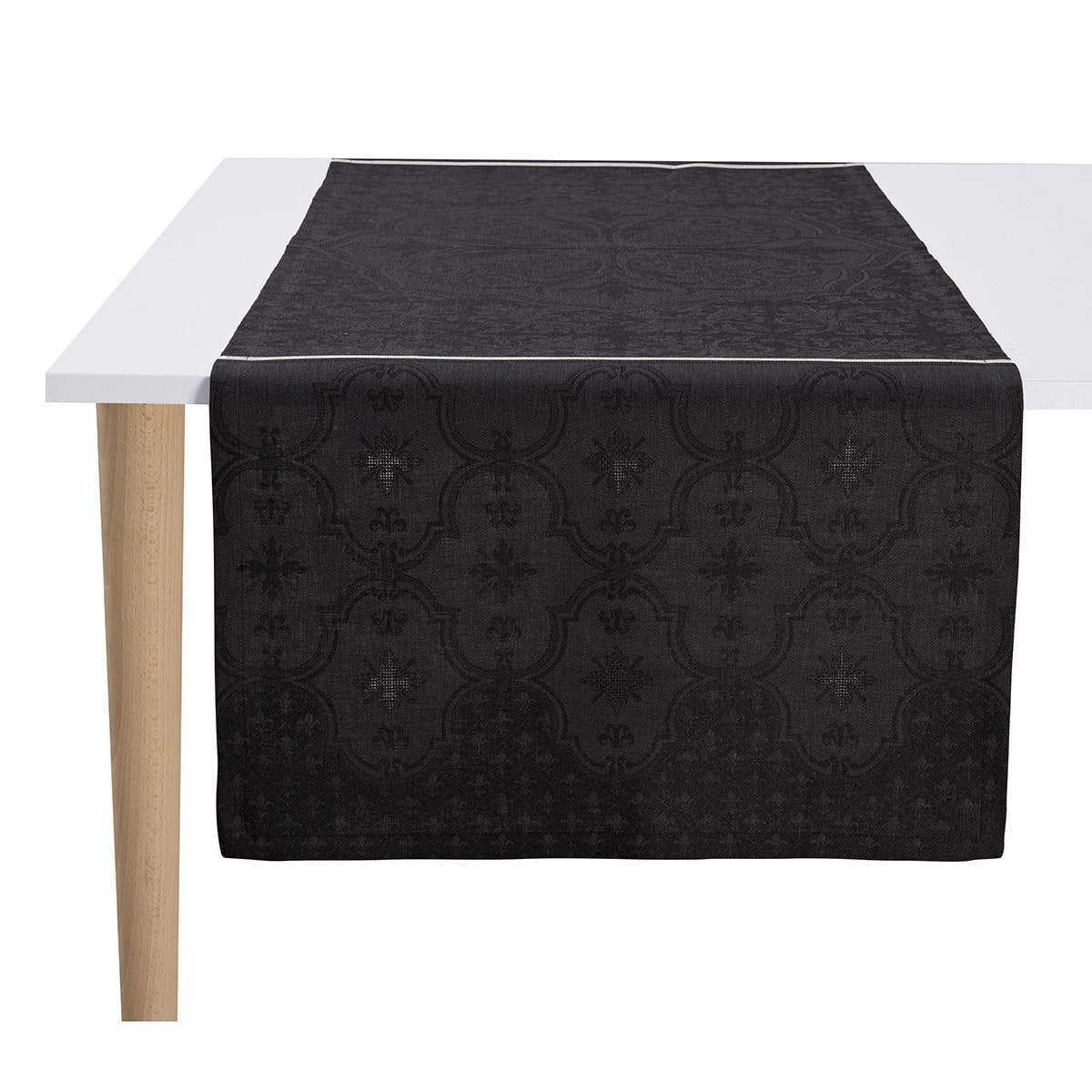 Armoiries Black Linen Runner
